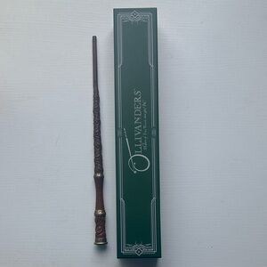 Ollivander's Collectible Interactive Wizard Wand with Box